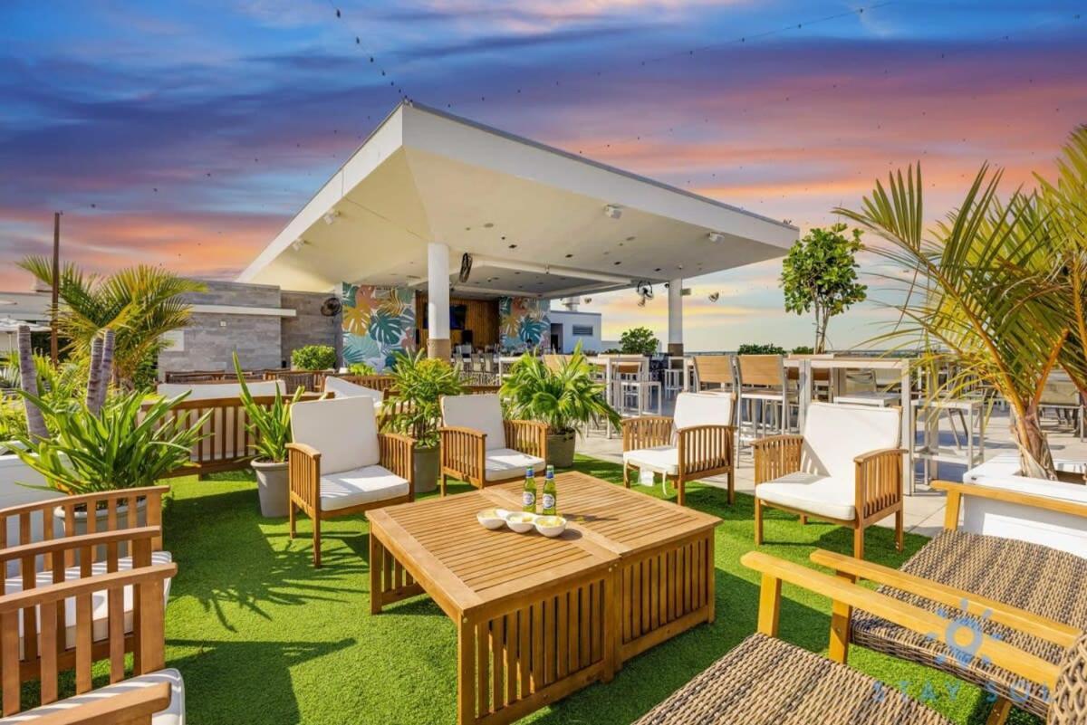 Perfect Relax - Rooftop Pool - Gym - Hot Tub ฮอลลีวูด ภายนอก รูปภาพ